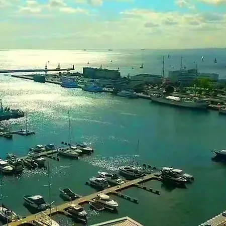 Platinium Sea Towers - Widok Na Morze * 格丁尼亚